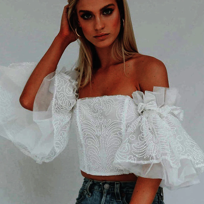 women Off Shoulder strapless lace crop top short Blouse Shirt ladies mesh tops flare sleeve cropped tube 90s tees Streetwear
women Off Shoulder strapless lace crop top short Blouse Shirt ladies mesh tops flare sleeve cropped tube 90s tees Streetwear