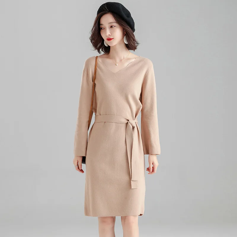 New Korean Brief Warm Women Sweater Dress Autumn Winter Long Sleeve Vintage Slim Female Elegant V-neck Lace Up Knitted Dresses
New Korean Brief Warm Women Sweater Dress Autumn Winter Long Sleeve Vintage Slim Female Elegant V-neck Lace Up Knitted Dresses