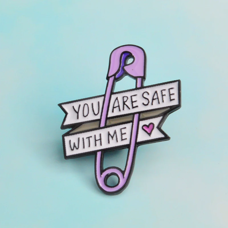 Cufflinks Love Ribbon Brooch Purple Paper Clip Heart YOU ARE SAFE WITH ME Enamel Pin Badge Friends Kid Family Gift
Cufflinks Love Ribbon Brooch Purple Paper Clip Heart YOU ARE SAFE WITH ME Enamel Pin Badge Friends Kid Family Gift