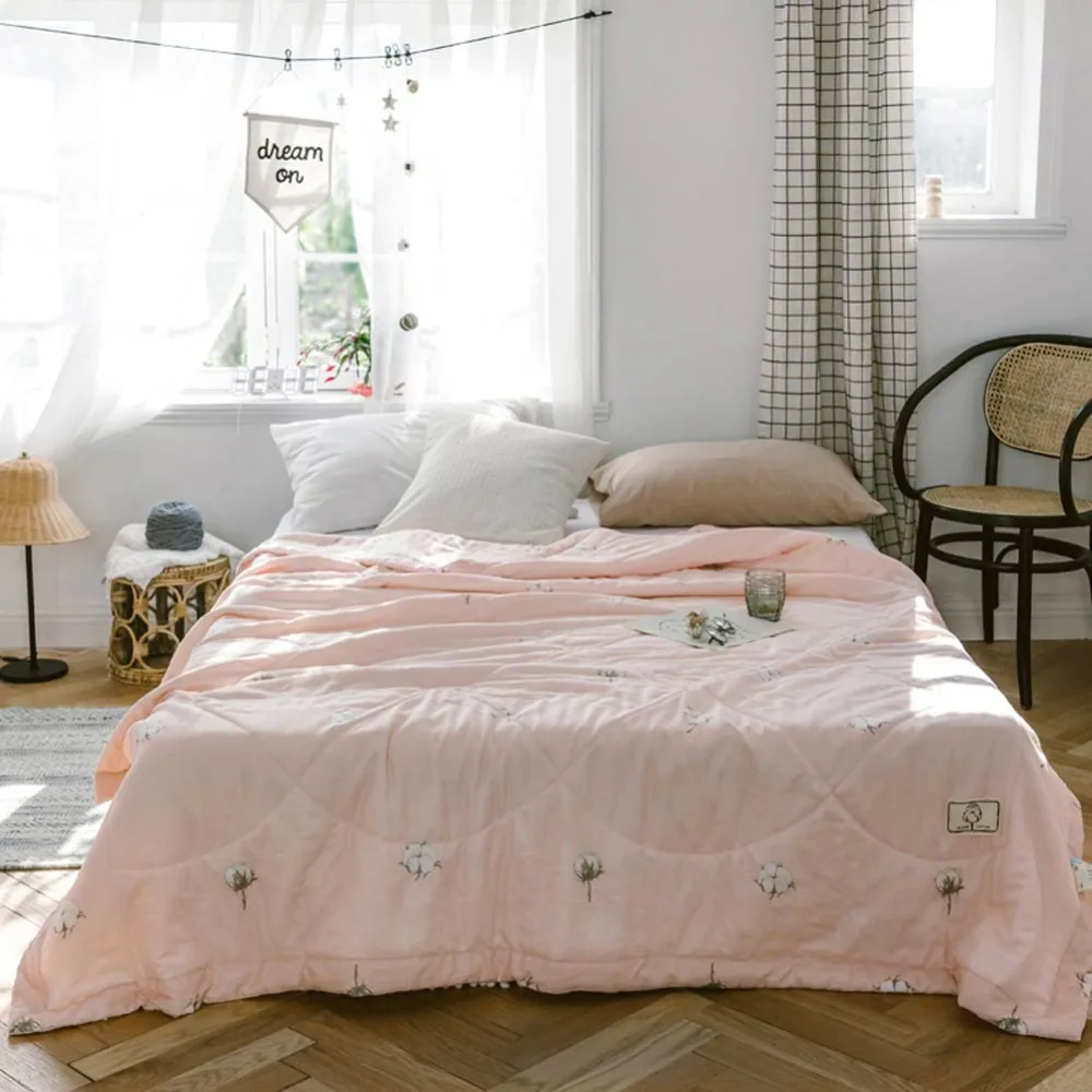 2019 Pastoral Pink INS Towel Gauze Quilting Blanket Summer Thin Quilt Pure Cotton Twin Queen Size Bedspread
2019 Pastoral Pink INS Towel Gauze Quilting Blanket Summer Thin Quilt Pure Cotton Twin Queen Size Bedspread