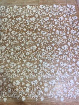 WHITE bridal dress french Chantilly lace Raschel lace fabric wholesale with high quality
WHITE bridal dress french Chantilly lace Raschel lace fabric wholesale with high quality