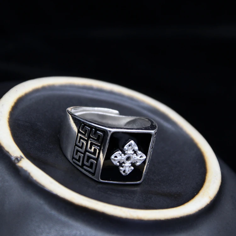 Handcrafted 100% 925 Silver Buddhist Vajra Symbol Ring Solid Sterling Tibetan Dorje Ring Good Luck Ring Resizable
Handcrafted 100% 925 Silver Buddhist Vajra Symbol Ring Solid Sterling Tibetan Dorje Ring Good Luck Ring Resizable
