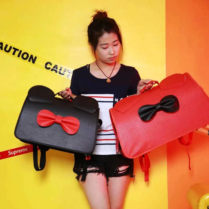 Designer Big Bows Dogs Bag Carrying Little Small Medium Breeds Puppy Animal Outdoor Transport Pet Carrier Backpack Travel Goods
Designer Big Bows Dogs Bag Carrying Little Small Medium Breeds Puppy Animal Outdoor Transport Pet Carrier Backpack Travel Goods