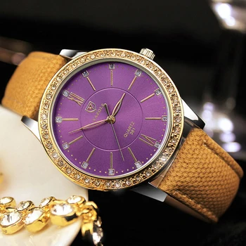Designer Gold Diamond Quartz Watch Women Ladies Famous Brand Luxury Golden Wrist Watch Female Clock Montre Femme Relogio Feminin
Designer Gold Diamond Quartz Watch Women Ladies Famous Brand Luxury Golden Wrist Watch Female Clock Montre Femme Relogio Feminin