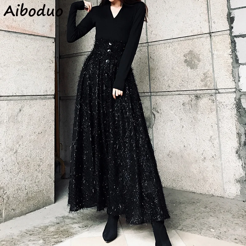 Women Winter Vintage Long Tassel Skirt Female Solid Black Single Buttons Maxi Skirts Tulle Bototms 2019 High Waist Clothing
Women Winter Vintage Long Tassel Skirt Female Solid Black Single Buttons Maxi Skirts Tulle Bototms 2019 High Waist Clothing