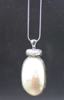 Wholesale Fashion Rare Huge Natural White Mother of Pearl Shell Conch Pendant drop shipping
Wholesale Fashion Rare Huge Natural White Mother of Pearl Shell Conch Pendant drop shipping