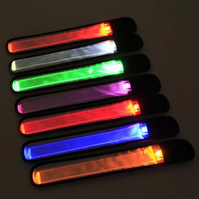 LED Lighted Flashing Ring Wristband Light Glowing Bangle Life-saving Bracelet Glow Party Concert Bar Birthday Toy Gift
LED Lighted Flashing Ring Wristband Light Glowing Bangle Life-saving Bracelet Glow Party Concert Bar Birthday Toy Gift