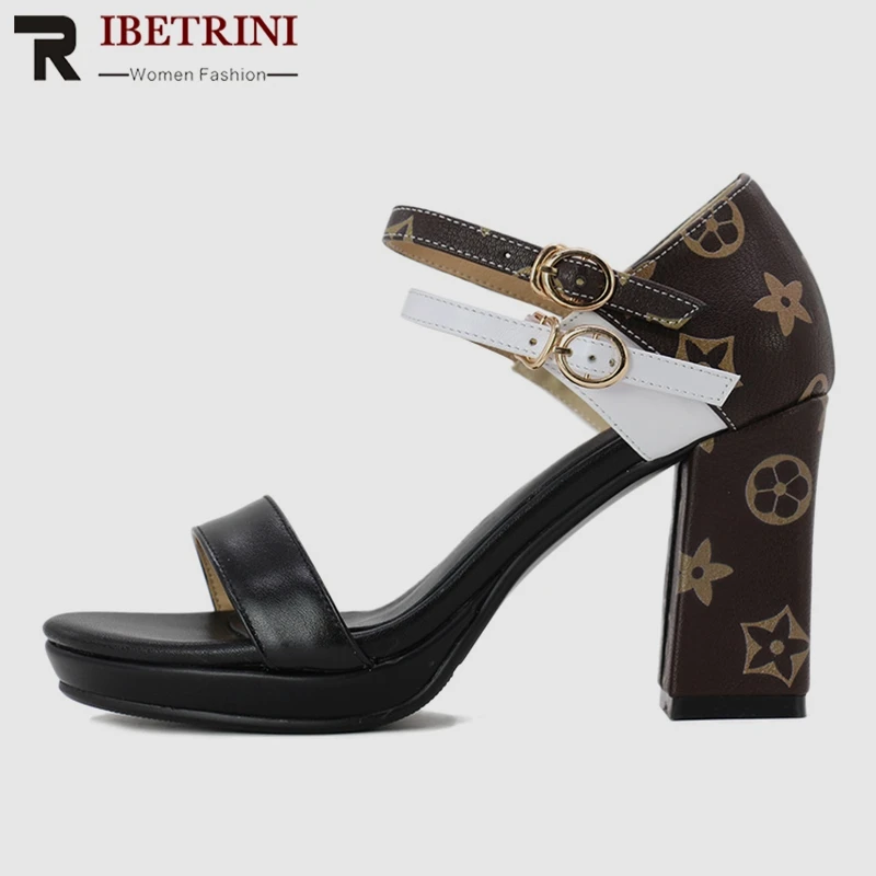 RIBETRINI INS New Brand Luxury Whole Genuine Leather Sandals Women 2019 Summer Large Size 34-43 Women High Heels Shoes Woman
RIBETRINI INS New Brand Luxury Whole Genuine Leather Sandals Women 2019 Summer Large Size 34-43 Women High Heels Shoes Woman
