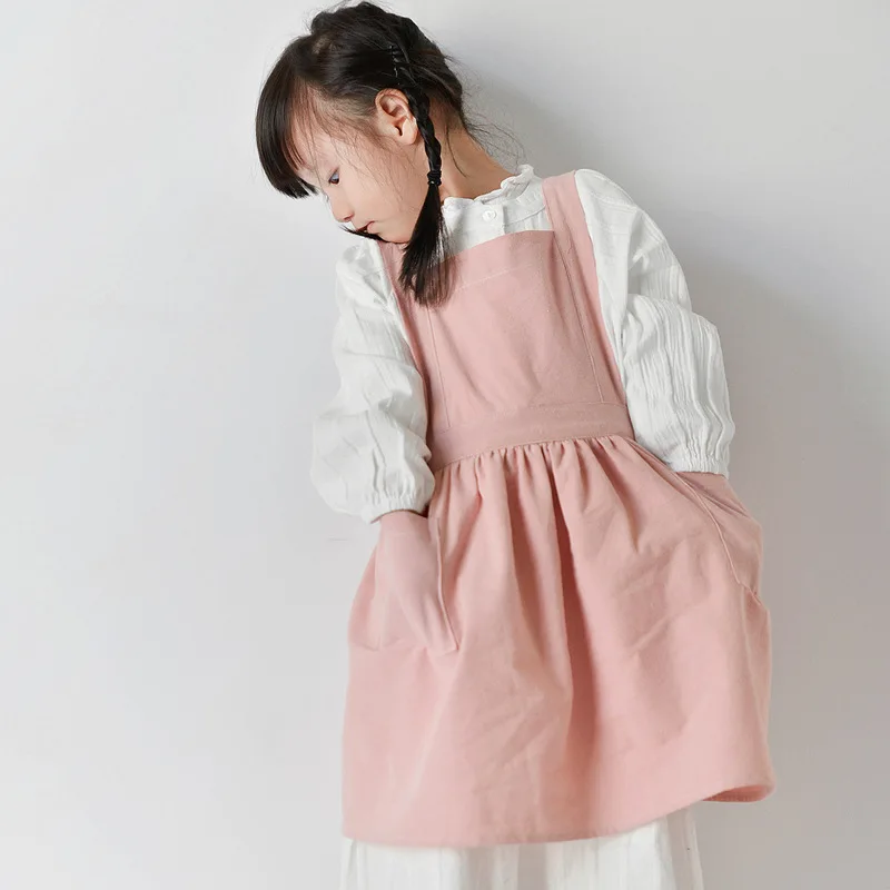 1Pc Practical Simple Washable Cotton Children Sleeveless Apron 4 Colors Household for Kids Kitchen Cooking Gardening Coffee Shop
1Pc Practical Simple Washable Cotton Children Sleeveless Apron 4 Colors Household for Kids Kitchen Cooking Gardening Coffee Shop