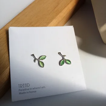Mori tree branch ear nail cat-eye earring small fresh sweet green stude students earrings women jewelry party gifts hot selling
Mori tree branch ear nail cat-eye earring small fresh sweet green stude students earrings women jewelry party gifts hot selling