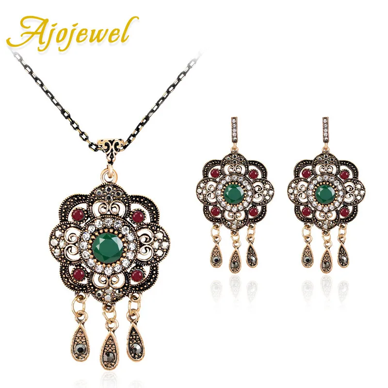 Ajojewel Nigerian We Dubai Jewelry Sets For Women Color Resin Rhinestone Flower Shaped Earrings Tassel Necklace Set Jewelleries
Ajojewel Nigerian We Dubai Jewelry Sets For Women Color Resin Rhinestone Flower Shaped Earrings Tassel Necklace Set Jewelleries