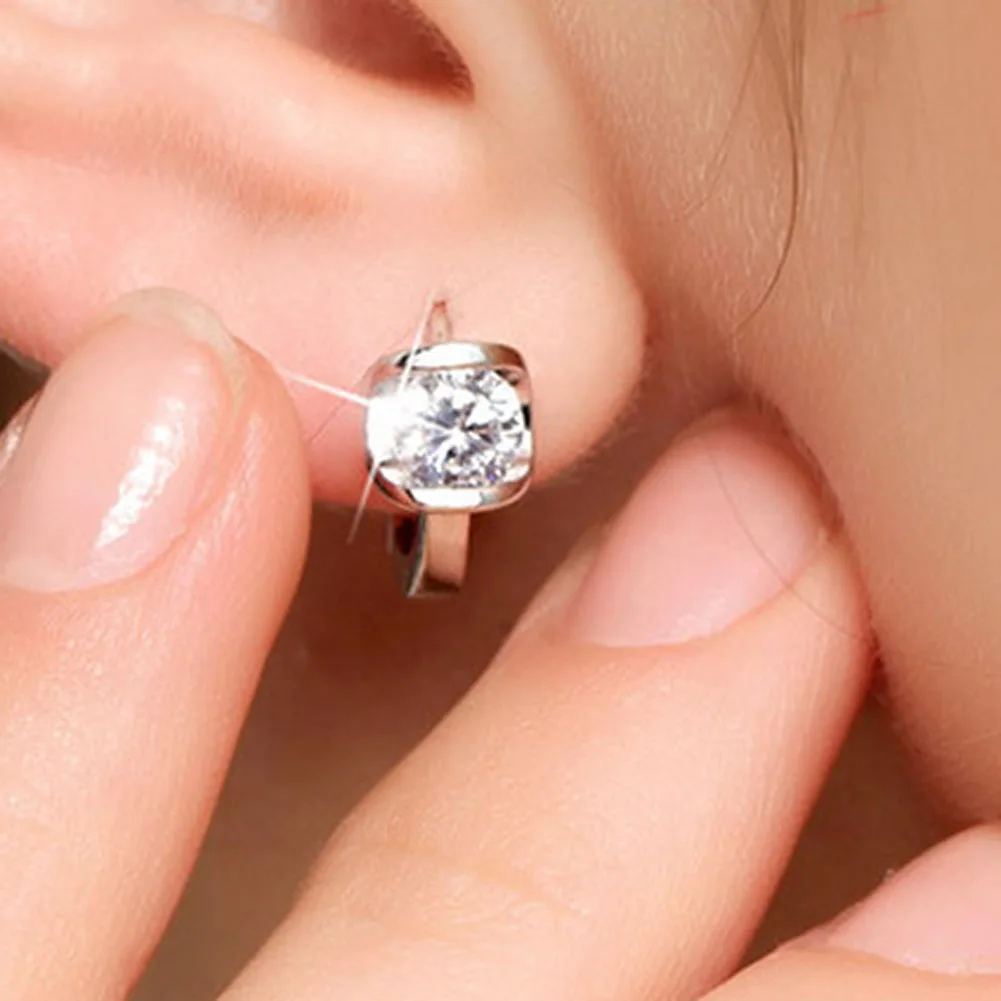 2018 FASHION! Small Earrings Fashion Fine Jewelry Angel Kiss Luxury Crystal Stud Earrings Wholesale
2018 FASHION! Small Earrings Fashion Fine Jewelry Angel Kiss Luxury Crystal Stud Earrings Wholesale