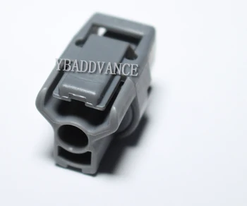 Female 1 Hole Motorcycle Sumitomo Connector For Temperature Sensor 2JZ H2O With Pins and Wire Seals 6189-0445
Female 1 Hole Motorcycle Sumitomo Connector For Temperature Sensor 2JZ H2O With Pins and Wire Seals 6189-0445