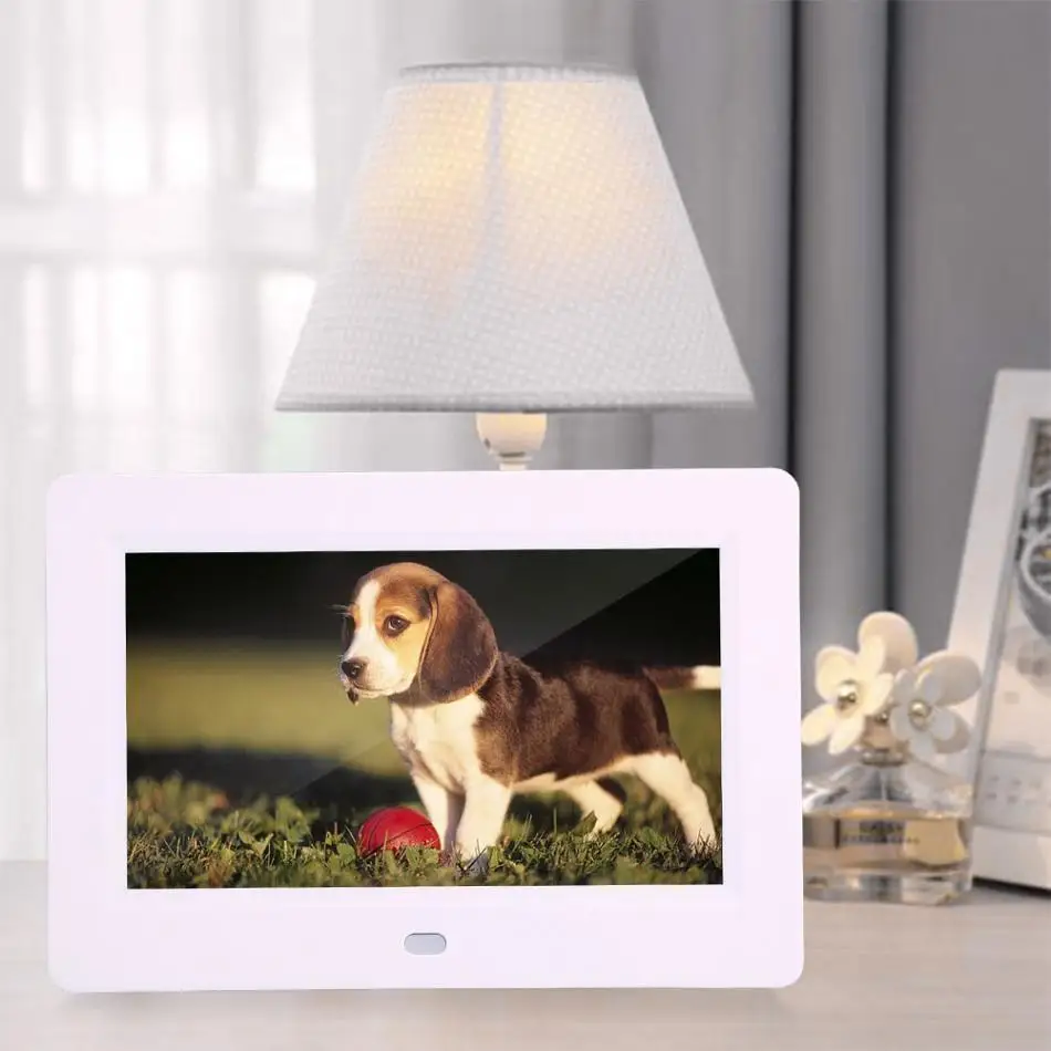 Digital Photo Frame 7 inch TFT display Screen 800X480 Clock Music Video Player with Remote Control with built-in speakers
Digital Photo Frame 7 inch TFT display Screen 800X480 Clock Music Video Player with Remote Control with built-in speakers