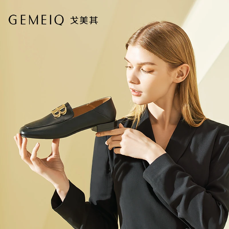 GEMEIQ Full Grain Leather middle openning square toe bow knot Nude shoe women 2019 Spring New Korean easy matching Leather shoes
GEMEIQ Full Grain Leather middle openning square toe bow knot Nude shoe women 2019 Spring New Korean easy matching Leather shoes