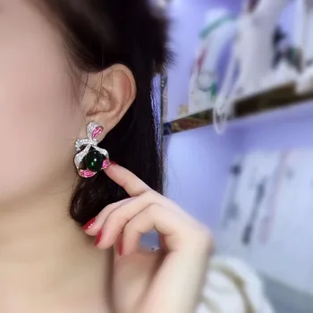 Qi Xuan_Jewelry_New Earrings Bohemia Earrings S925 Silver Inlay Zircon Elegant And Irregular Irregular_Factory Direct Sales
Qi Xuan_Jewelry_New Earrings Bohemia Earrings S925 Silver Inlay Zircon Elegant And Irregular Irregular_Factory Direct Sales