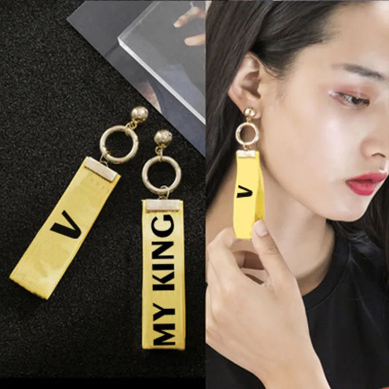 KPOP JUNGKOOK SUGA RAP MONSTER Ribbon Embroidery Customed Name Letters Round Drop Earrings LX208
KPOP JUNGKOOK SUGA RAP MONSTER Ribbon Embroidery Customed Name Letters Round Drop Earrings LX208
