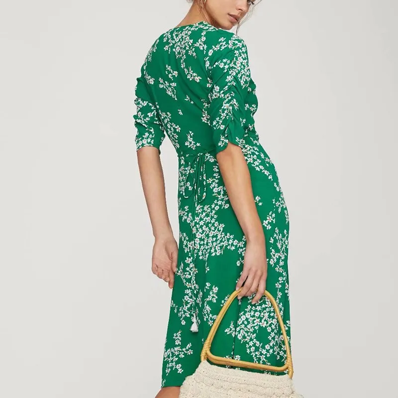 Hot 2019 Fashion Women Short Sleeve Floral Printing Long Dress Summer V Neck Sexy Dress Button Ladies Chic Green Casual Dress
Hot 2019 Fashion Women Short Sleeve Floral Printing Long Dress Summer V Neck Sexy Dress Button Ladies Chic Green Casual Dress