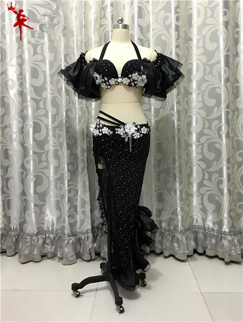 Bellydance oriental Belly Indian eastern gypsy dance dancing costume costumes clothes bra belt ring robe skirt dress set 072
Bellydance oriental Belly Indian eastern gypsy dance dancing costume costumes clothes bra belt ring robe skirt dress set 072