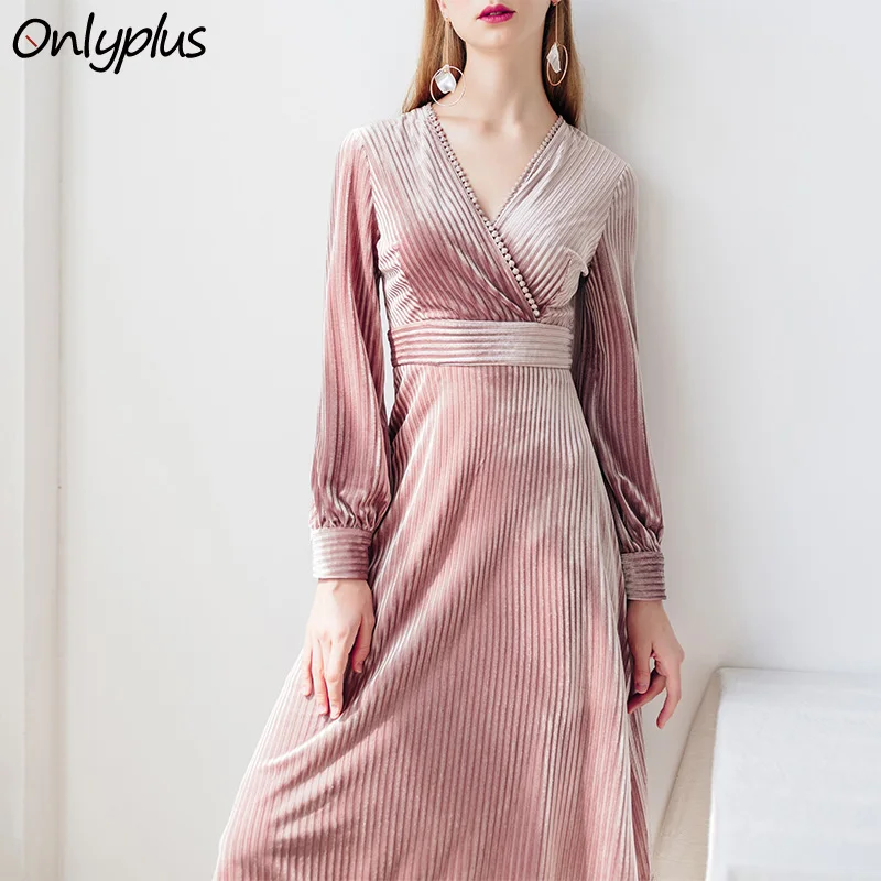 Onlyplus Winter Sexy Pink Velvet Warp Dress Vintage Striped A-line Vacation Long Party Dress Warm High Quality V-Neck Dresses
Onlyplus Winter Sexy Pink Velvet Warp Dress Vintage Striped A-line Vacation Long Party Dress Warm High Quality V-Neck Dresses