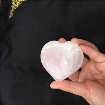 3pcs cute small size natural stones and minerals white gypsum heart shaped stone polished gemstone for home decoration
3pcs cute small size natural stones and minerals white gypsum heart shaped stone polished gemstone for home decoration