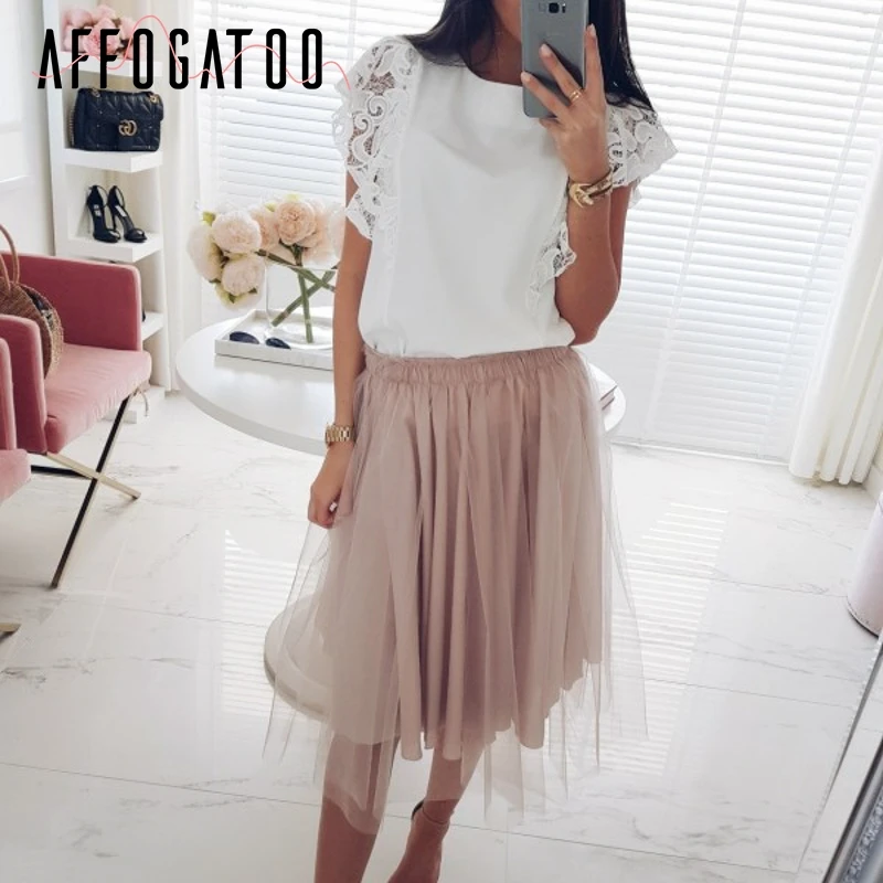 Affogatoo Elegant Ruffle lace summer white top shirt women Casual cotton shirt camis female embroidery ladies tank tops camisole
Affogatoo Elegant Ruffle lace summer white top shirt women Casual cotton shirt camis female embroidery ladies tank tops camisole