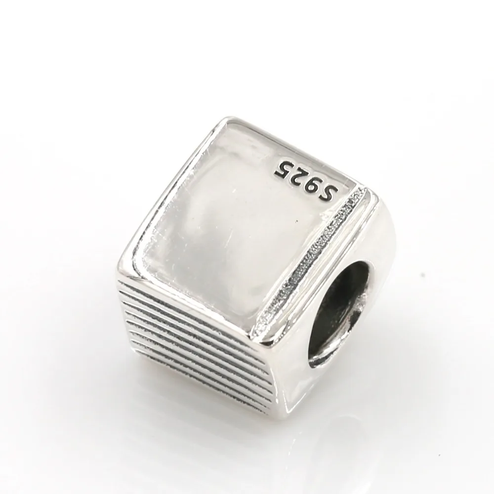 684A4599