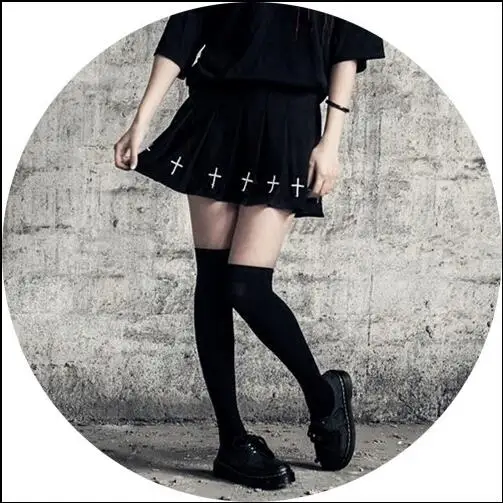 Gothic Punk Summer Women Mini Skirt Cross Embroidery Lolita High Waist Kawaii Skater Skirt Darkness Black A-Line Skirt Harajuku
Gothic Punk Summer Women Mini Skirt Cross Embroidery Lolita High Waist Kawaii Skater Skirt Darkness Black A-Line Skirt Harajuku