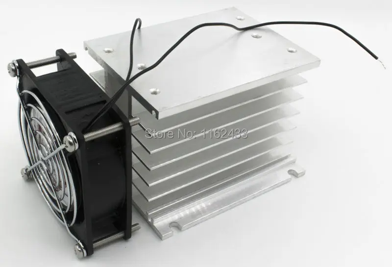 FHSH01F-110 110*100*80 mm 60A three phase solid state relay SSR aluminum heat sink radiator with 220VAC fan and protective cover
FHSH01F-110 110*100*80 mm 60A three phase solid state relay SSR aluminum heat sink radiator with 220VAC fan and protective cover