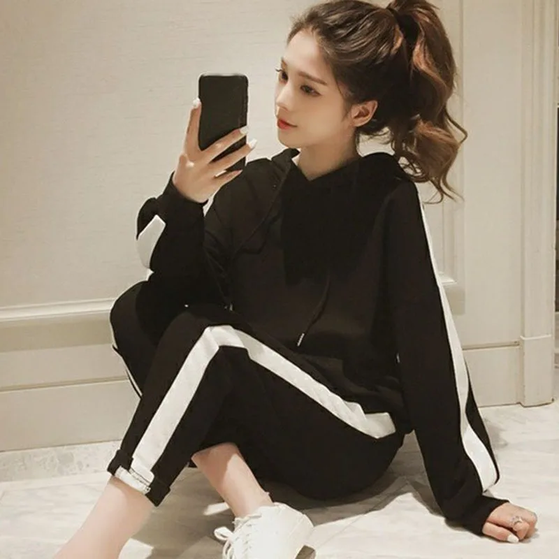 Autumn Tracksuit Long Sleeve Harajuku Side Striped Sweatshirts Casual Set Women 2 Piece Set Tops+Pants Sporting Suit Female
Autumn Tracksuit Long Sleeve Harajuku Side Striped Sweatshirts Casual Set Women 2 Piece Set Tops+Pants Sporting Suit Female