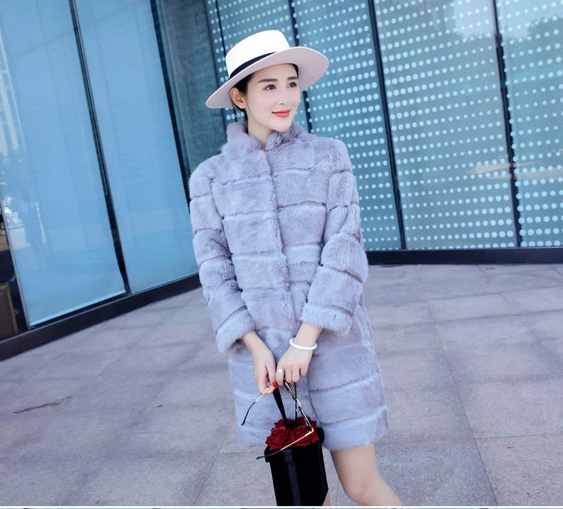 2018 women real rabbit fur coats black femme winter long warm jacket stand collar Russia style good quality fur outwear clothing
2018 women real rabbit fur coats black femme winter long warm jacket stand collar Russia style good quality fur outwear clothing