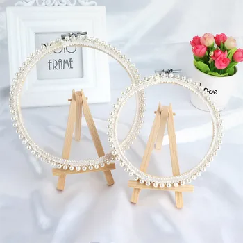 1 pc Girl Desktop Earrings Fashion Storage Lace Earrings Jewelry Photo Display Stand Accessories Ring Jewelry Gift Storage Tool
1 pc Girl Desktop Earrings Fashion Storage Lace Earrings Jewelry Photo Display Stand Accessories Ring Jewelry Gift Storage Tool