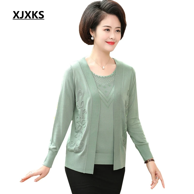XJXKS Women Sweater Set Top + Cardigan Fall 2019 Plus Size Sweater Knitted Cardigan Elegant Sweater Beautiful Embroidery
XJXKS Women Sweater Set Top + Cardigan Fall 2019 Plus Size Sweater Knitted Cardigan Elegant Sweater Beautiful Embroidery