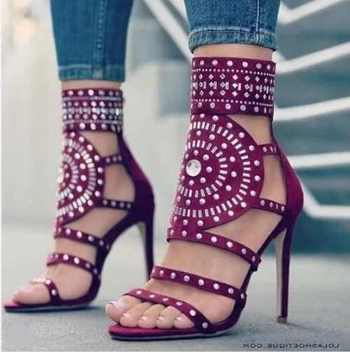 

Elegant White Pearl Crystal Embellished Gladiator Women Sandals Peep Toe Cut-out Big Ankle Wrap High Heels Ladies Dress Shoes