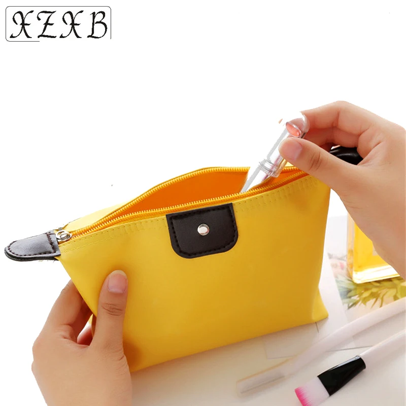 XB Portable Travel Dumpling Portable Cosmetic Bag Female Travel Cosmetic Zipper Storage Bag Girl Makeup Pouch Organize Handbag
XB Portable Travel Dumpling Portable Cosmetic Bag Female Travel Cosmetic Zipper Storage Bag Girl Makeup Pouch Organize Handbag