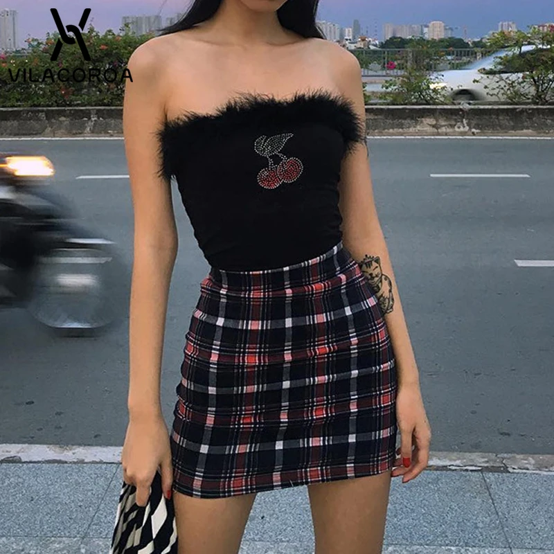 New Fashion Sexy Plush Women Crop Top Black Hot Drilling Cherry Sleeveless Tube Top Halter Festival Tank Top Female Haut Femme
New Fashion Sexy Plush Women Crop Top Black Hot Drilling Cherry Sleeveless Tube Top Halter Festival Tank Top Female Haut Femme