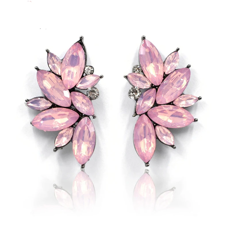 2017 New Arrival Fashion Gem Crystal Leaf Stud Earrings For Women Fashion Brand Party Earings Jewelry Popular Gift Wholesale
2017 New Arrival Fashion Gem Crystal Leaf Stud Earrings For Women Fashion Brand Party Earings Jewelry Popular Gift Wholesale