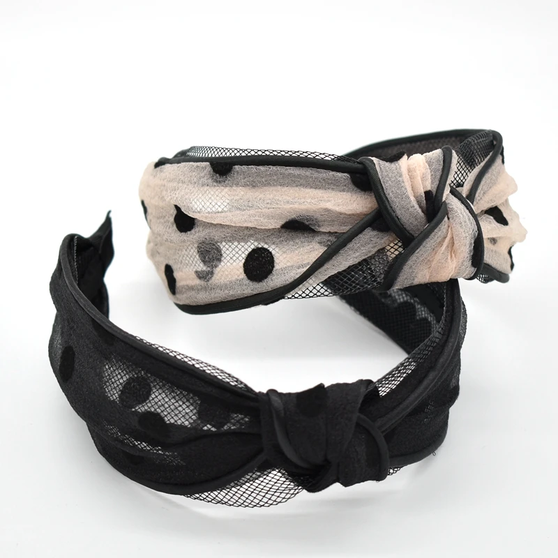 Fashion Black Lace Gauze Women Wide Knotted Hairbands Shiny Headbands Hair Band Hoop Accessories Headwear Headband
Fashion Black Lace Gauze Women Wide Knotted Hairbands Shiny Headbands Hair Band Hoop Accessories Headwear Headband