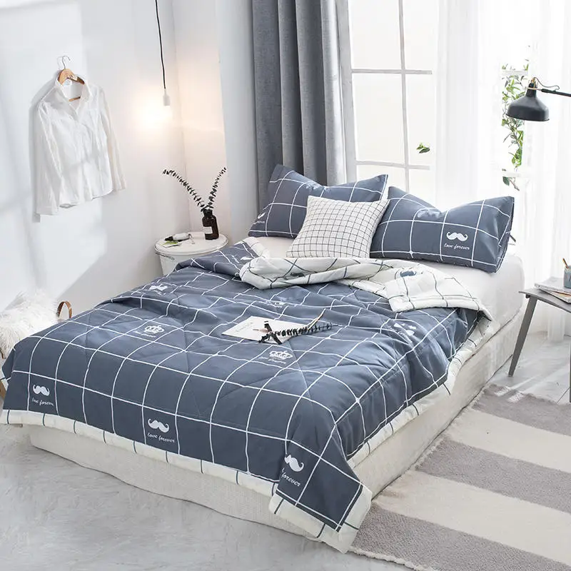 New Square Pattern Summer Duvet Thin Quilt & Flat Bed Sheet & Pillowcase Bedding Set Soft Skin-friendly Home Textile Wholesale
New Square Pattern Summer Duvet Thin Quilt & Flat Bed Sheet & Pillowcase Bedding Set Soft Skin-friendly Home Textile Wholesale