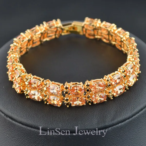 New design fashion Cubic Zirconia bangles & bracelets,AAA Zircon CZ stone paved women jewelry
New design fashion Cubic Zirconia bangles & bracelets,AAA Zircon CZ stone paved women jewelry