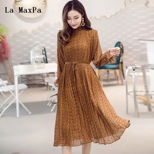 La MaxPa Korean Fashion Womens Small Flower Chiffon Dress 2018 Spring Summer Women Floral Print Pleated Dresses
La MaxPa Korean Fashion Womens Small Flower Chiffon Dress 2018 Spring Summer Women Floral Print Pleated Dresses