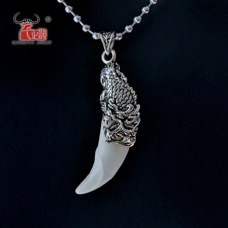 Men's Stainless Steel Necklace Tibetan Amulet Fangs Real Natural Tooth Vintage Silver Wolf Tooth Charm Bone Pendant Necklace
Men's Stainless Steel Necklace Tibetan Amulet Fangs Real Natural Tooth Vintage Silver Wolf Tooth Charm Bone Pendant Necklace