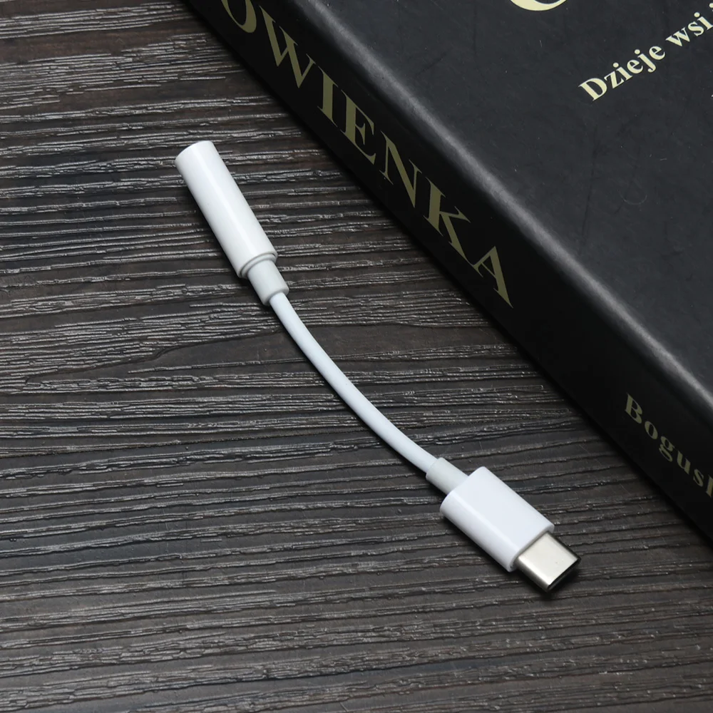 Type-C to 3.5mm Earphone Cable Adapter Universal USB3.1 TypeC USB-C Male to 3.5 AUX Audio Female Jack Universal for MEIZU HUAWEI
Type-C to 3.5mm Earphone Cable Adapter Universal USB3.1 TypeC USB-C Male to 3.5 AUX Audio Female Jack Universal for MEIZU HUAWEI