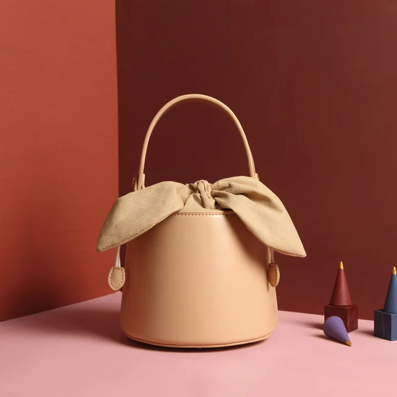 Blascher Elegant Bucket Women Bag Genuine Leather Designer Handbag High Quality Cylinder Ladies Shoulder Messenger Bag MBA83
Blascher Elegant Bucket Women Bag Genuine Leather Designer Handbag High Quality Cylinder Ladies Shoulder Messenger Bag MBA83