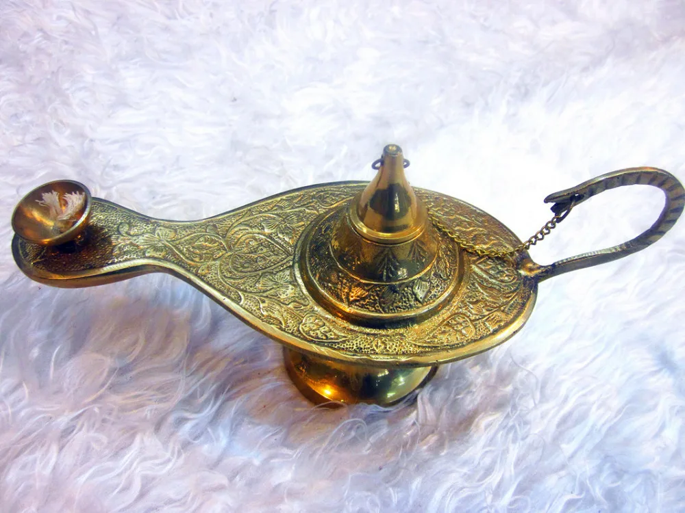 Small Vintage Kerosene Oil Lamp Model Classic a90 2PCS Russian tea Pot Al--addin Pakistan lamp Decoration Bronze Silver
Small Vintage Kerosene Oil Lamp Model Classic a90 2PCS Russian tea Pot Al--addin Pakistan lamp Decoration Bronze Silver