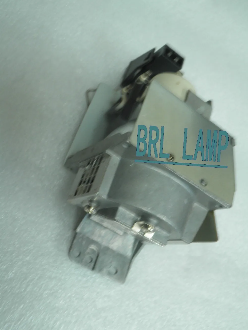 100% New Original Projector lamp with housing EC.K3000.001 for Projector X1110/X1110A/X1210/X1210A/X1210K/X1210S
100% New Original Projector lamp with housing EC.K3000.001 for Projector X1110/X1110A/X1210/X1210A/X1210K/X1210S