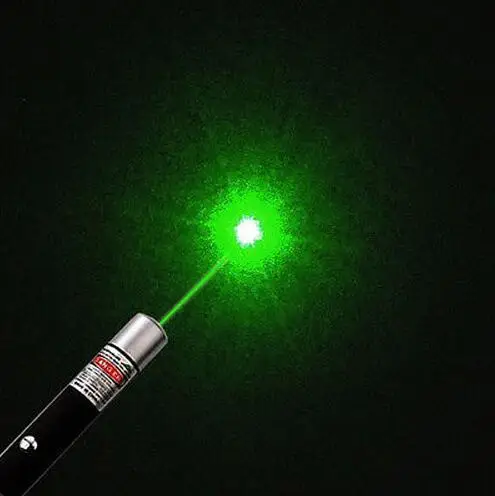3PCS Green + Blue Violet + Red Light Beam Powerful 5MW Laser Pointer Pen 2017 Drop Shipping
3PCS Green + Blue Violet + Red Light Beam Powerful 5MW Laser Pointer Pen 2017 Drop Shipping