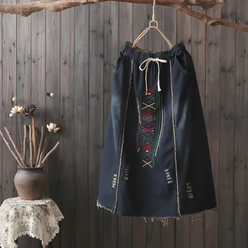 Embroidered denim skirts female summer elastic waist tie art retro national wind stitching loose A word skirt
Embroidered denim skirts female summer elastic waist tie art retro national wind stitching loose A word skirt