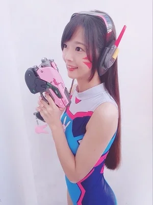 D.Va Gun Headphone for Cosplay Weapon Hana Song D VA Prop Pistol Headset Accessories for Halloween Christmas Gift DVA
D.Va Gun Headphone for Cosplay Weapon Hana Song D VA Prop Pistol Headset Accessories for Halloween Christmas Gift DVA