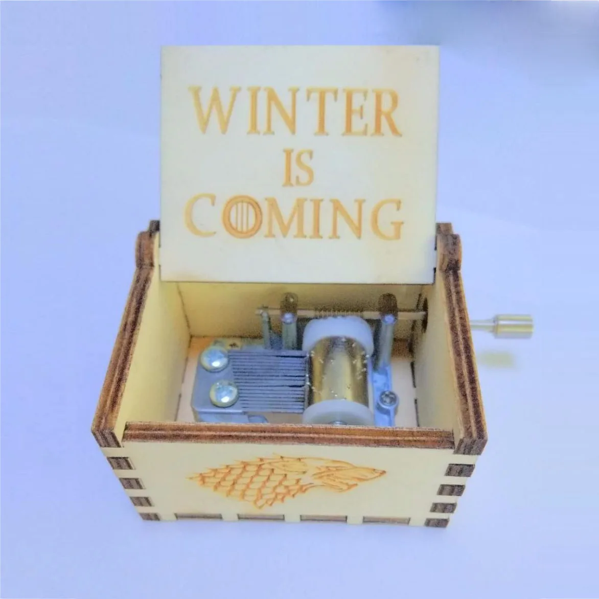 Action Handmade Nature Wood Hand Crank Music Box Game of Thrones Winter Is Coming Japan Anime Dragon Ball Z Star Wars Music Toys
Action Handmade Nature Wood Hand Crank Music Box Game of Thrones Winter Is Coming Japan Anime Dragon Ball Z Star Wars Music Toys